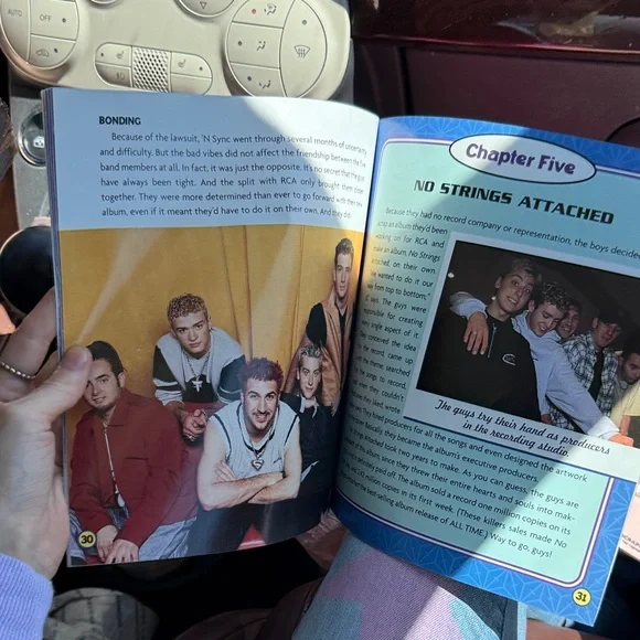 Scholastic 'nSync Now & Forever Red and Blue Cover - Picture 4 of 6